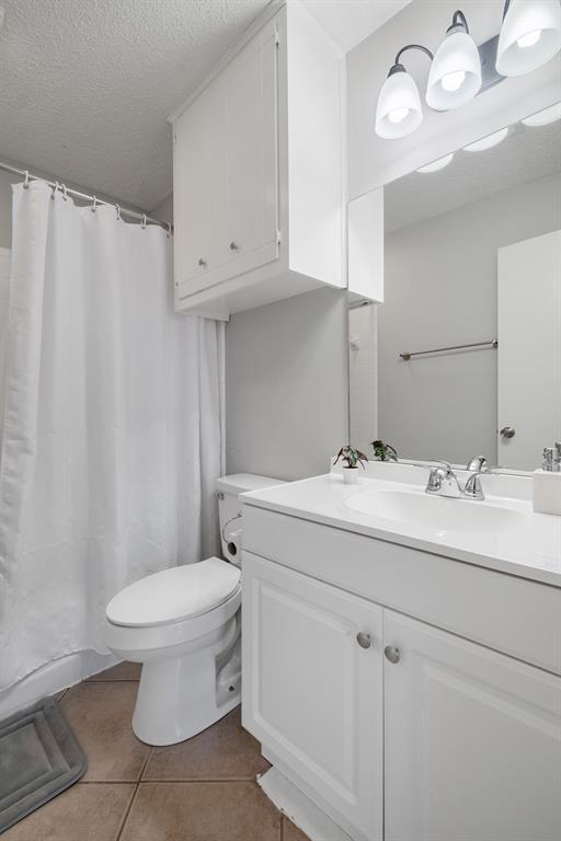 Building Photo - 3208 Twinberry Cove