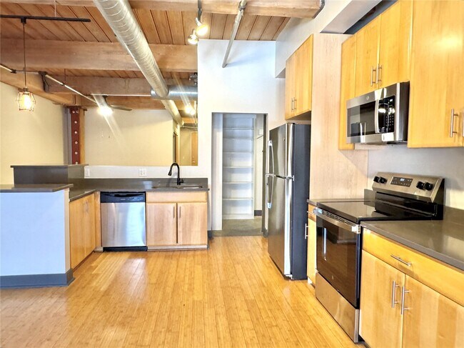 Building Photo - 1209 Washington Ave