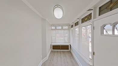 Building Photo - 6459 N 16th St