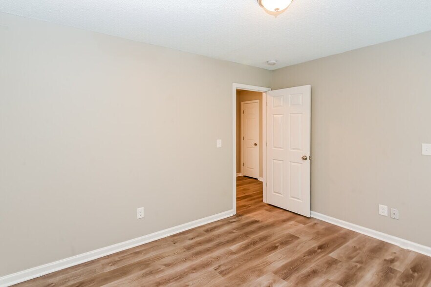 Building Photo - 3530 Joel Turner Dr