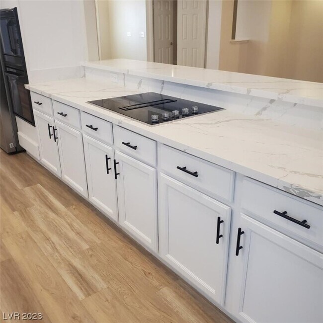 Building Photo - 5316 Rim View Ln