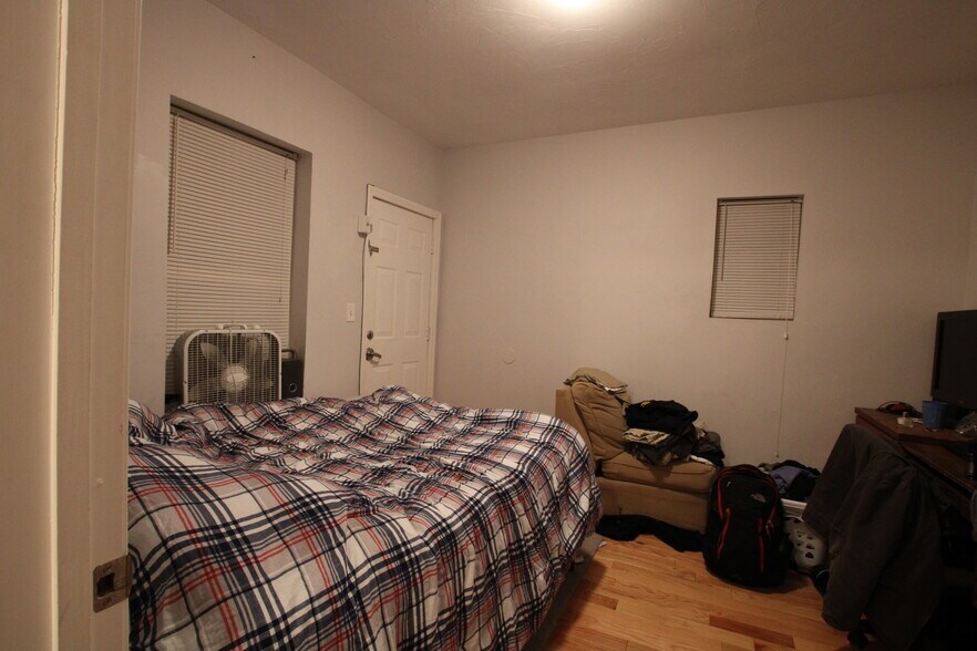 Building Photo - 58 Dudley St