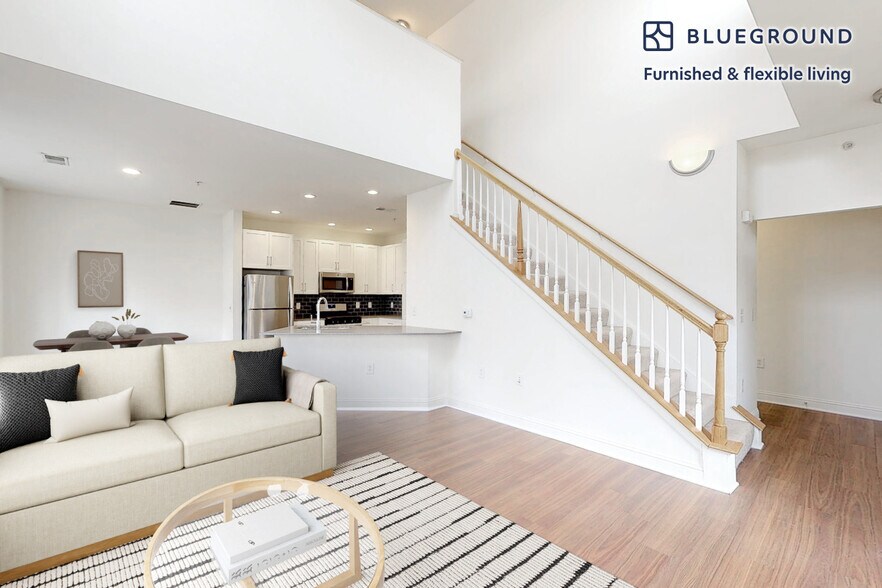Building Photo - 152 Shipyard Dr
