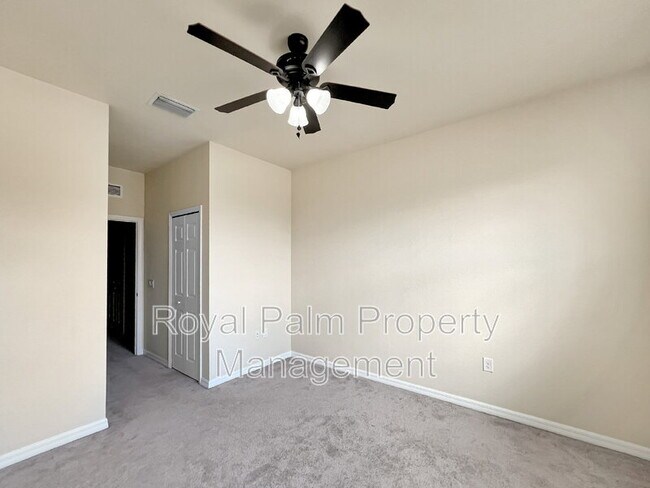 Building Photo - 8895 Via Isola Court