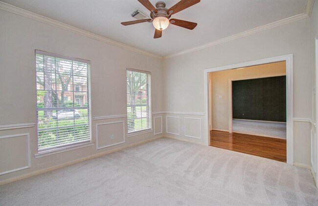 Building Photo - 16839 Willow Bend Ct