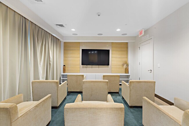 Building Photo - 100 Eton Row