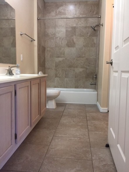 Bathroom - 15050 N Thompson Peak Pkwy