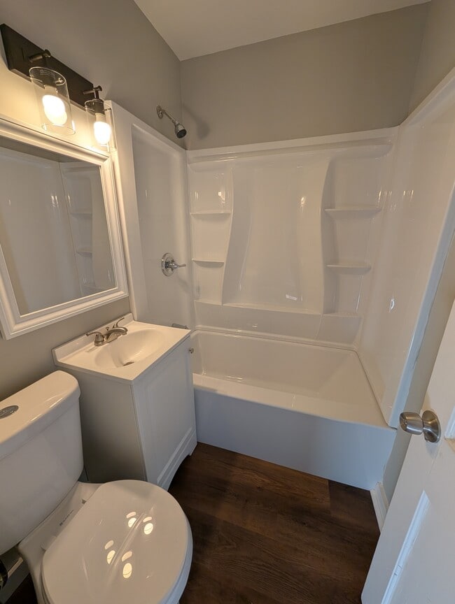 Building Photo - 2077 SW Lane St