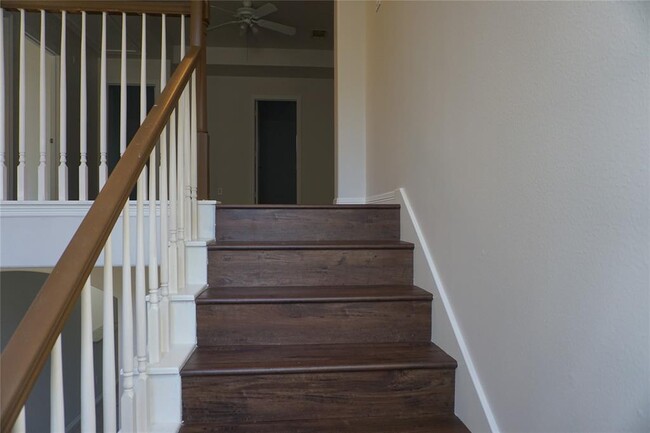 Building Photo - 17238 Laguna Trail Dr