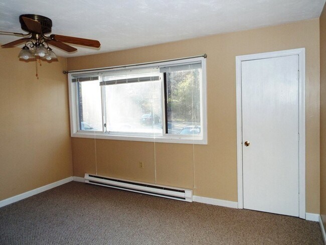 Building Photo - 97 Highwood Dr