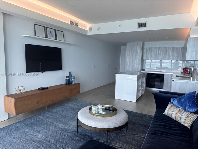 Building Photo - 3131 NE 7th Ave