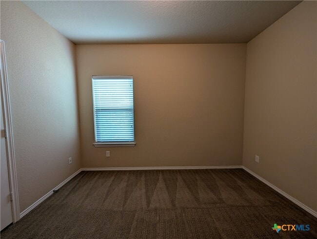 Building Photo - 1028 Brown Rock Dr