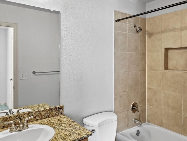 Building Photo - 2324 Calendar Ct