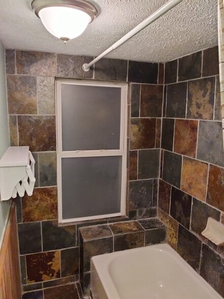 Bathroom - 608 State St