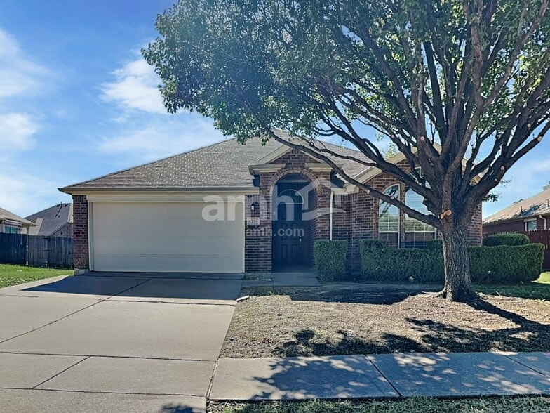 Primary Photo - 1216 Mule Deer Dr