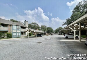 Building Photo - 4839 Brandeis St