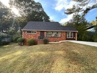 Building Photo - 3011 Horse Shoe Dr