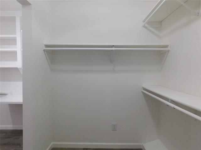 Building Photo - 4816 Roberts Dr