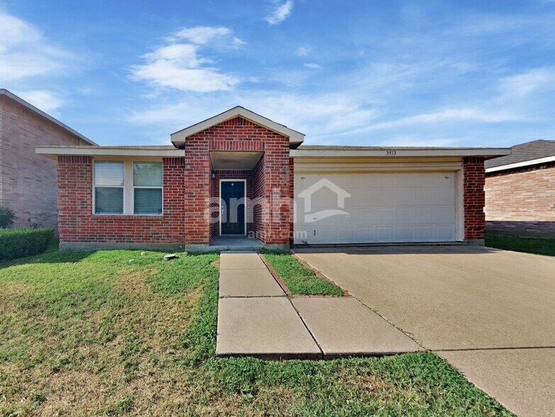 Primary Photo - 3913 Country Ln