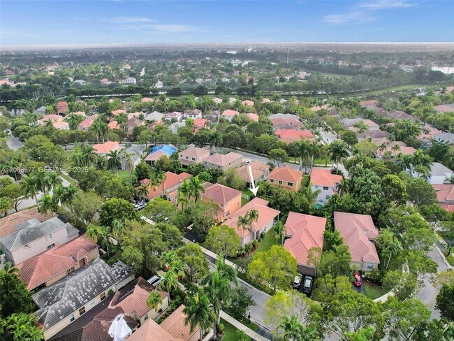 Building Photo - 938 Bluewood Terrace