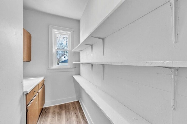 Building Photo - 2932 N Holton St