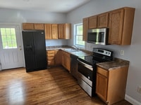 Building Photo - 52 Pond Brook Rd
