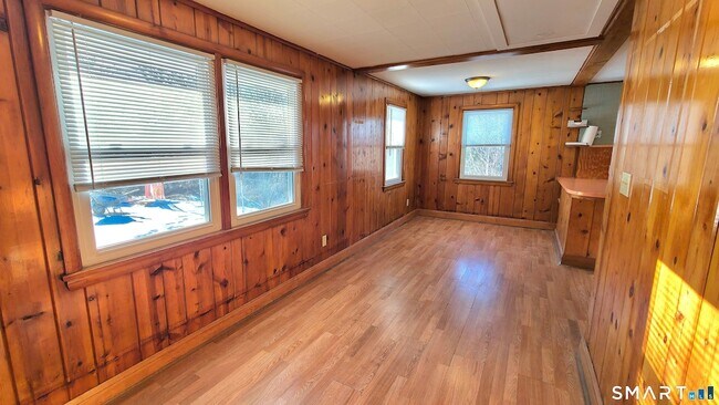 Building Photo - 32 Post St