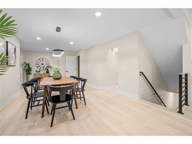 Building Photo - 17711 Creek Ridge Pass