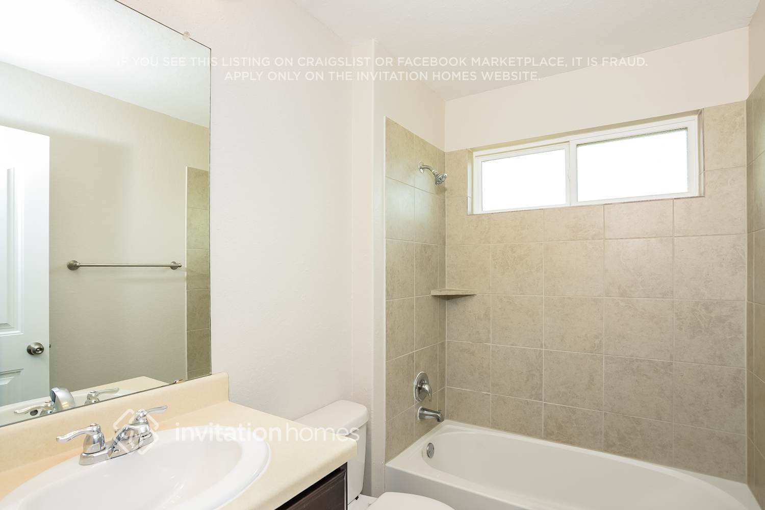 Building Photo - 9203 Savoy Sands