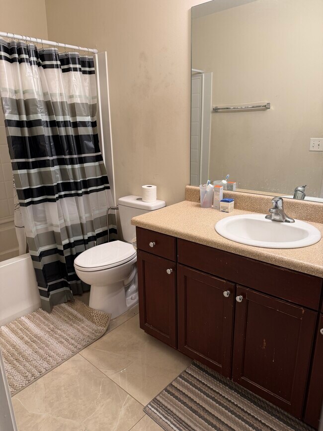 Building Photo - 117 Magnolia Dr