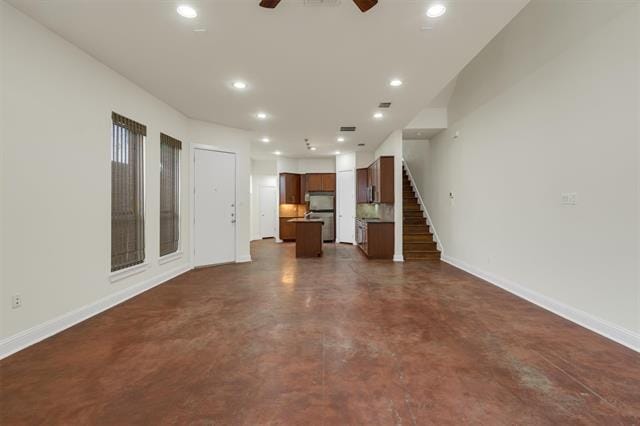Building Photo - 5631 Longview St