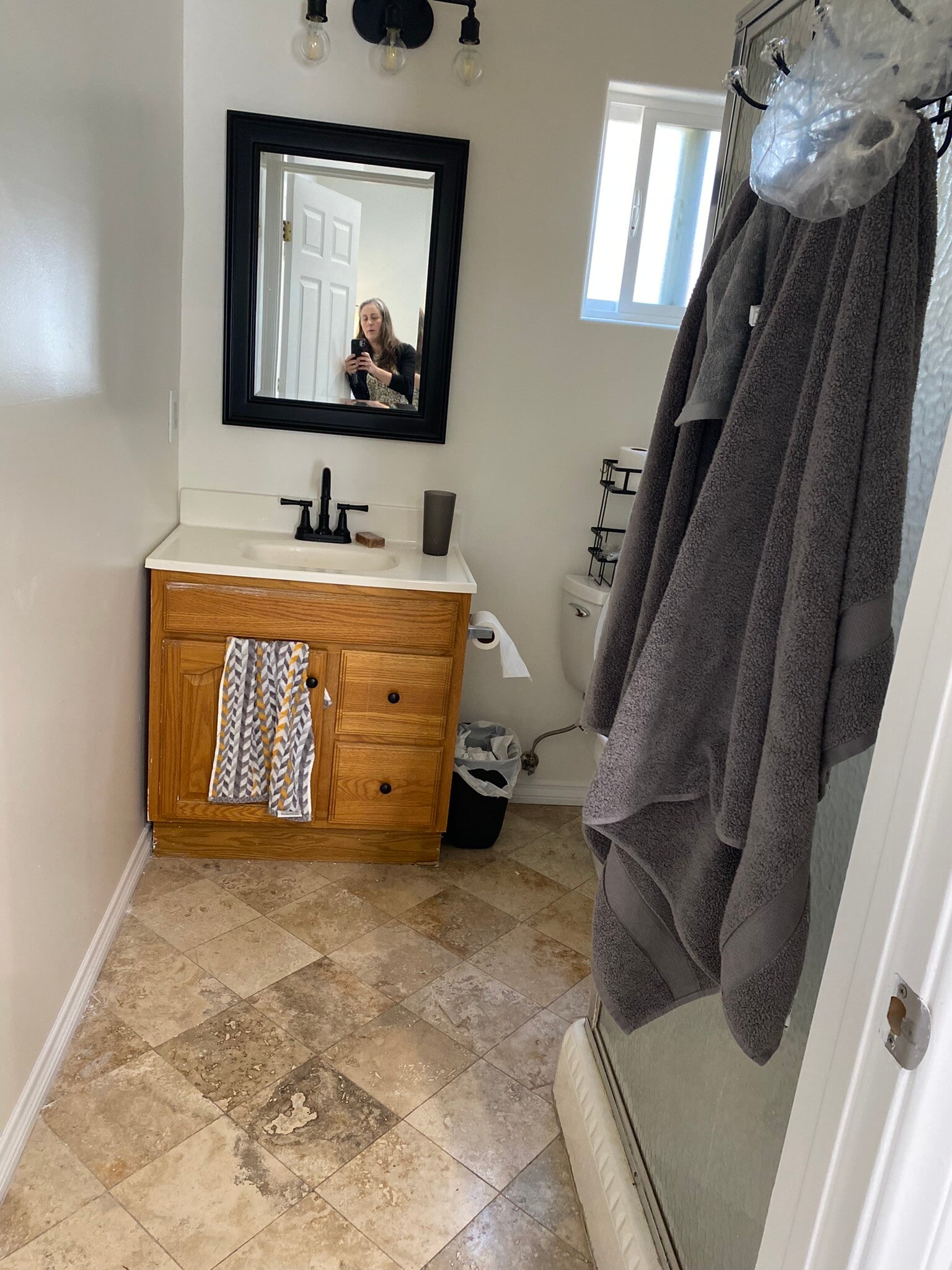 Bathroom with shower - 8937 Olin St
