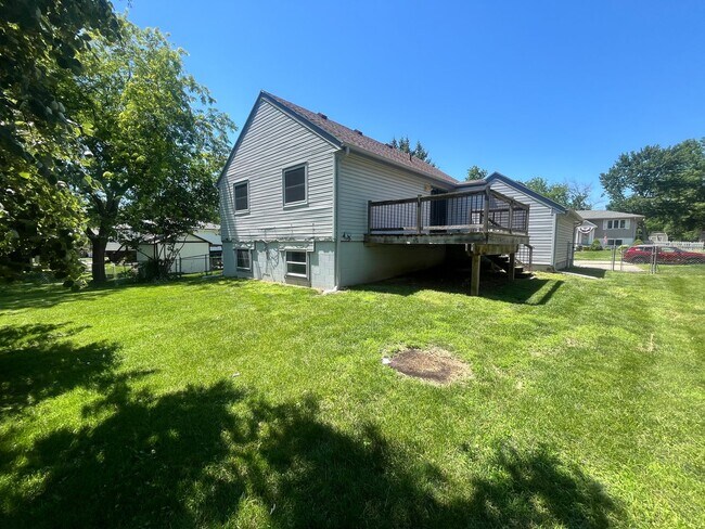 Building Photo - Great home in Millard