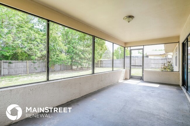 Building Photo - 9637 Langan St