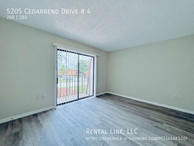 Building Photo - 5205 Cedarbend Dr