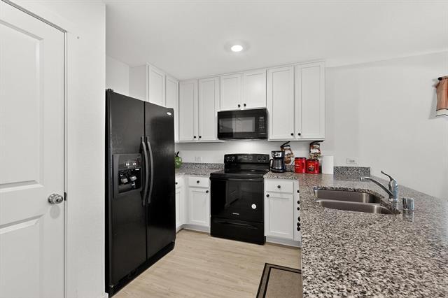 Building Photo - 918 Grebe Dr