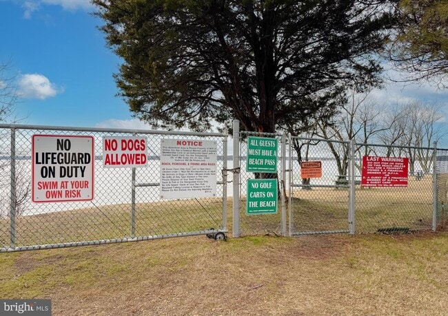 Building Photo - 35972 Washington Ave