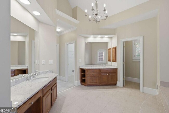 Building Photo - 179 Grandmar Chase