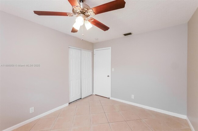 Building Photo - 7131 NW 46th Ct