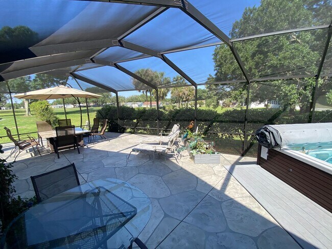 Building Photo - Spectacular Fully Furnished SEASONAL Home with Golf Course views and pool*