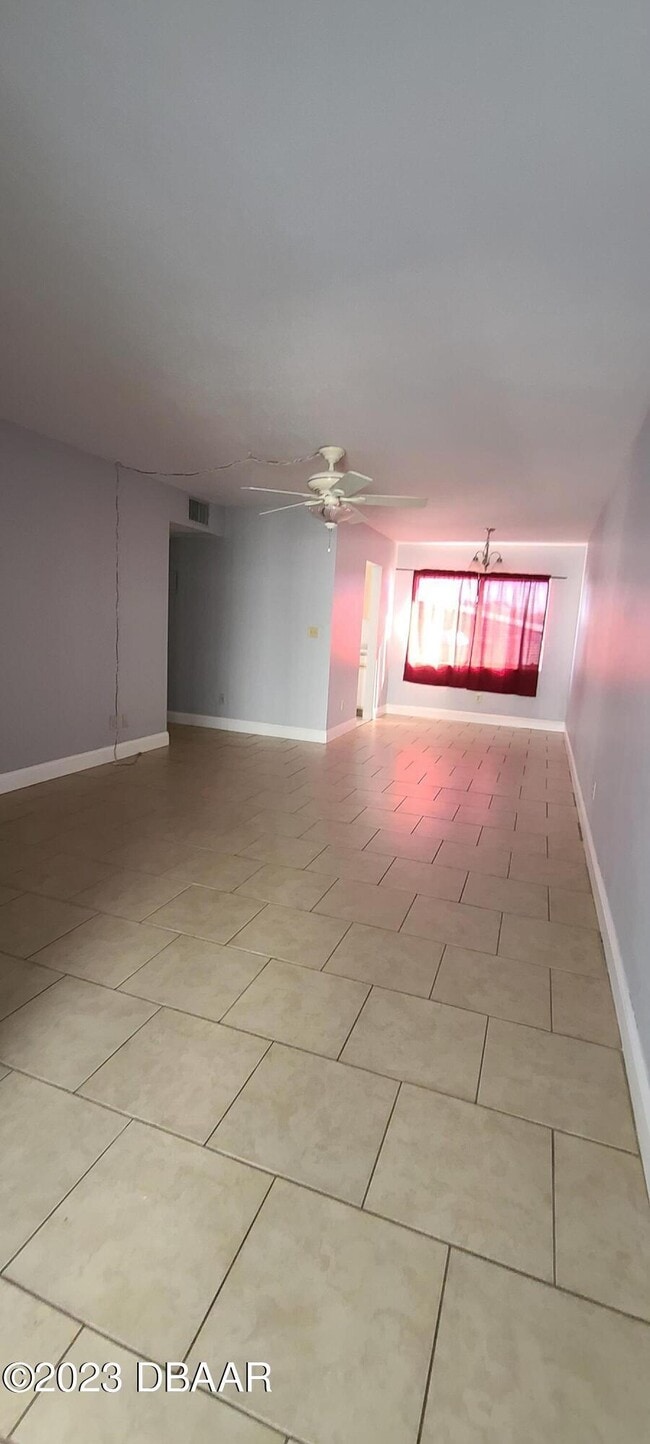 Building Photo - 301 Ridge Blvd