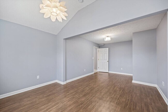 Building Photo - 200 Waterford Dr