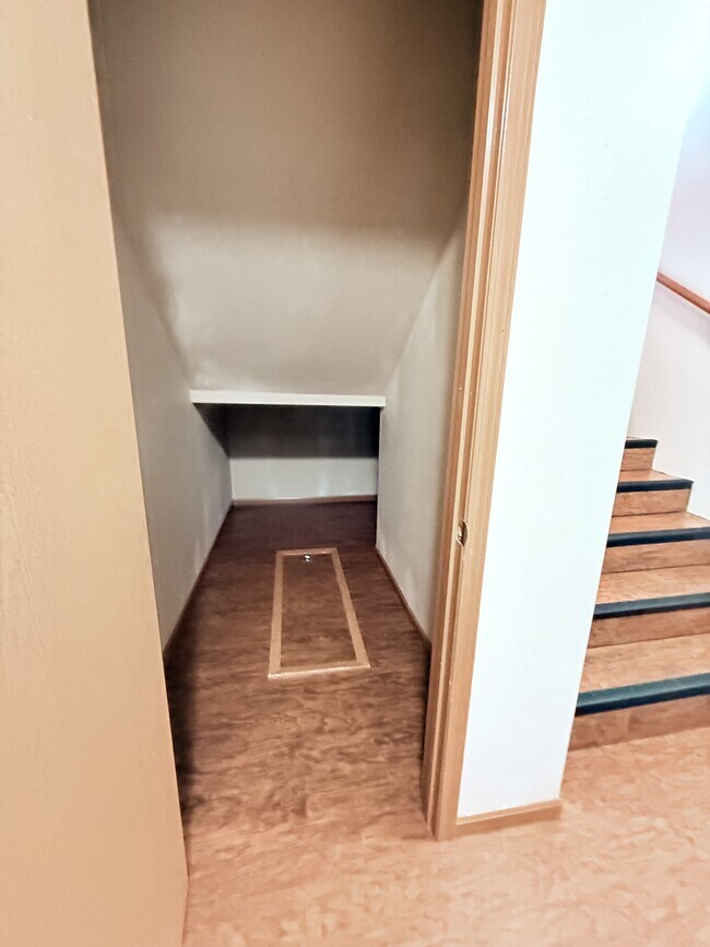 Building Photo - 152 Black Jack Rd