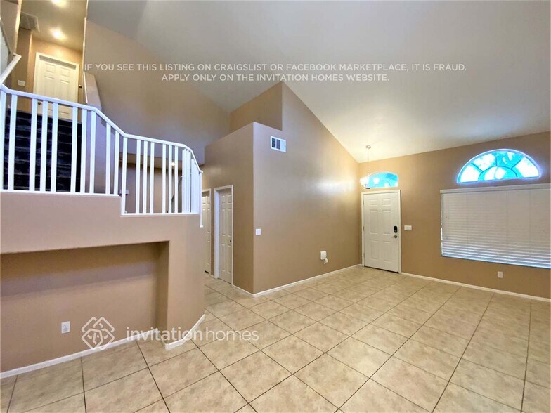 Building Photo - 8013 Hidden Quail Ave