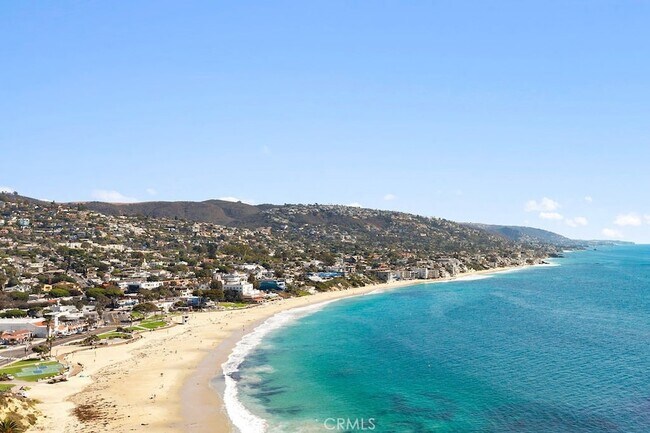 Building Photo - 376 Cliff Dr