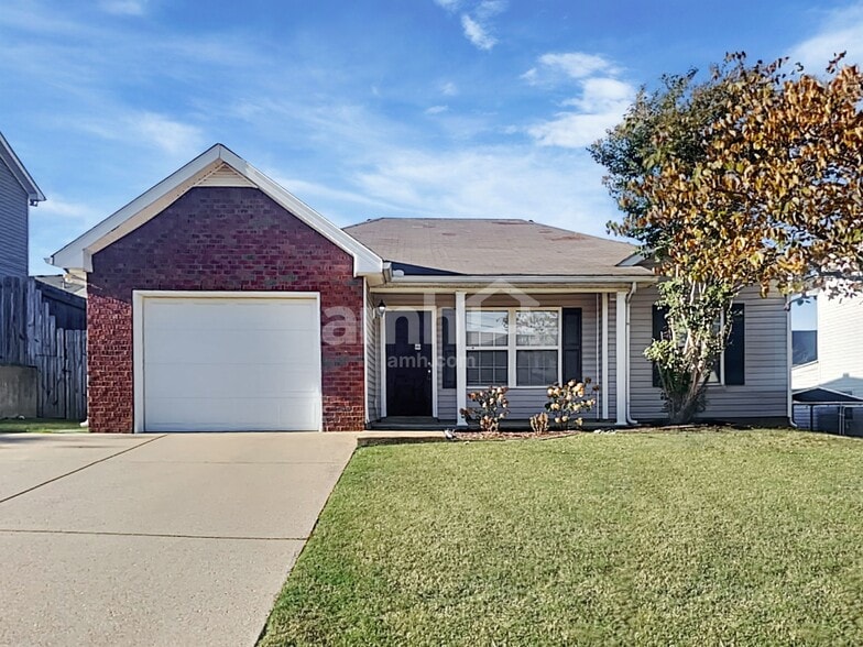 Primary Photo - 1228 Shannon Ln