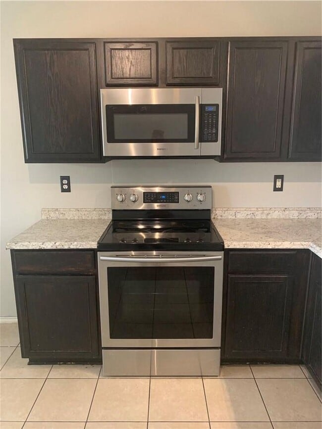 Building Photo - 5416 Pandale Valley Dr