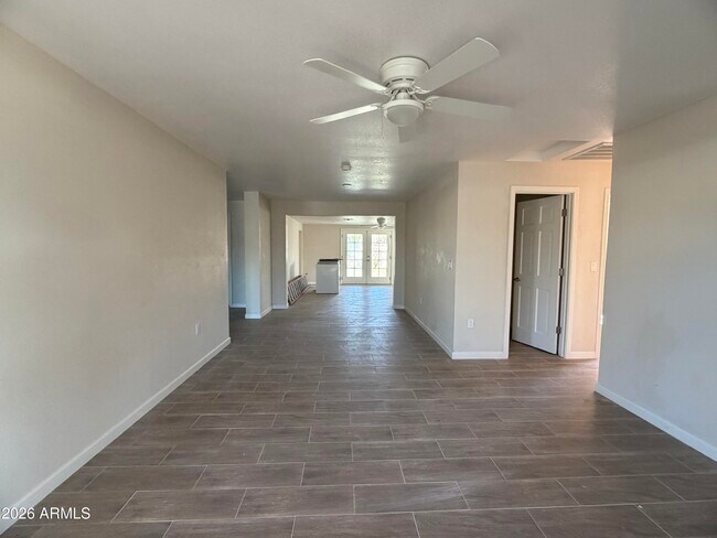 Building Photo - 15607 N Factory St