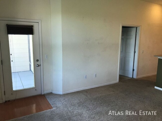 Building Photo - 15475 E Andrews Dr