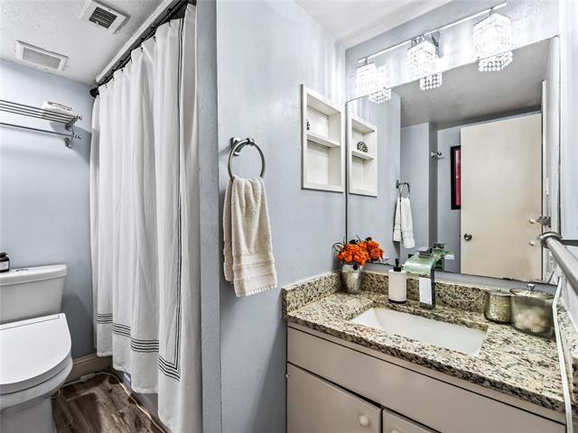 Building Photo - 5132 Amesbury Dr